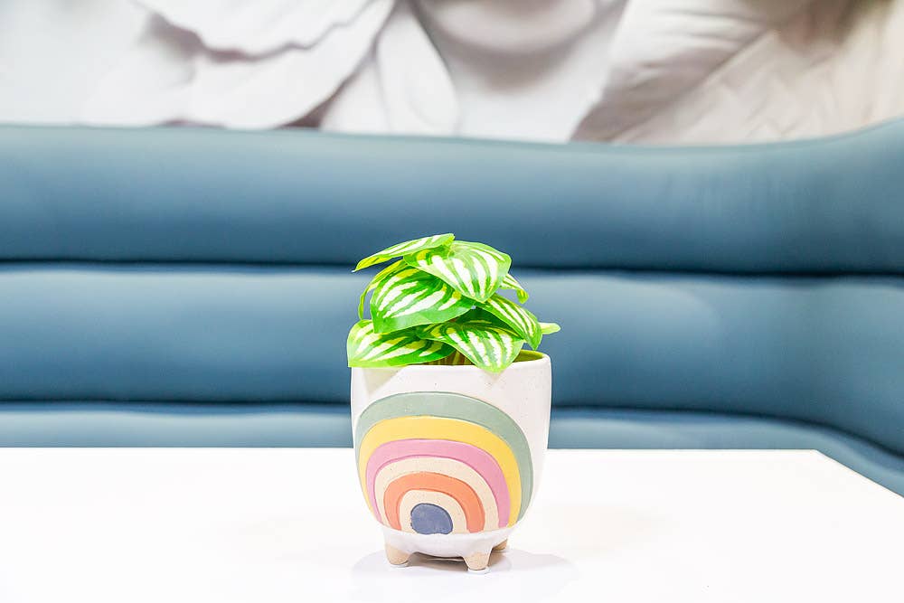 Sm Rainbow Planter w/Legs-4" H