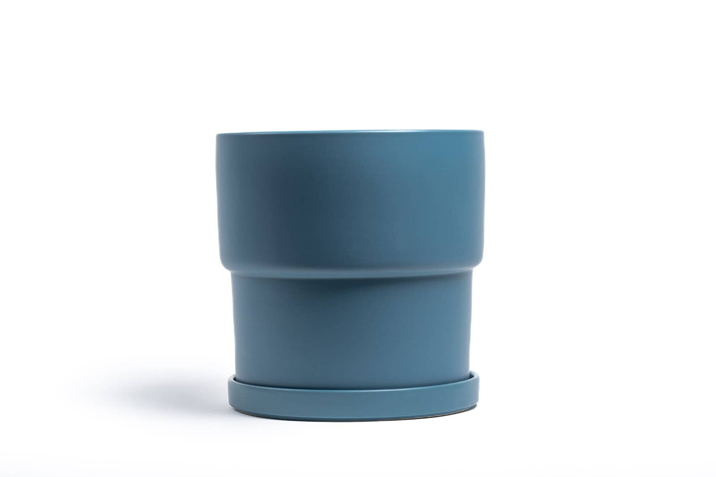 8.5" Calyx Pots w/Water Saucers -