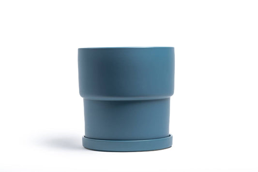 8.5" Calyx Pots w/Water Saucers -