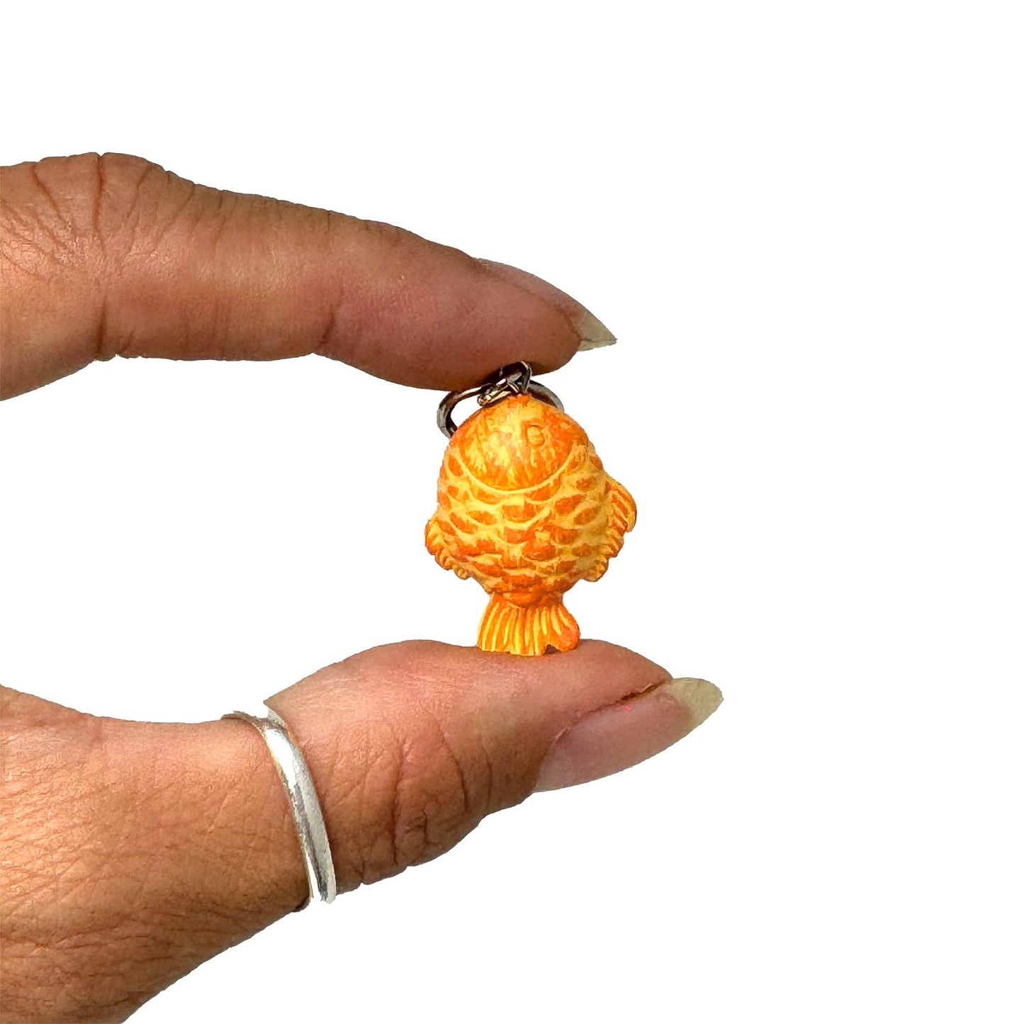 Mini Taiyaki Keychain – Sweet, Compact, and Full of Charm